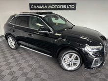 Audi Q5 *AUDI Q5* *S-LINE* *AUTOMATIC* *DIGITAL DASH* *REVERSE CAMERA* *PARKING SENSORS* *SUNROOF* *HEATED ADJUSTABLE SEATS* *TRADE INS WELCOME* *FINANCE AVAILABLE*