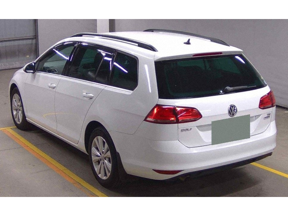 Volkswagen Golf 1.2 Estate Petrol Auto — thumbnail 3