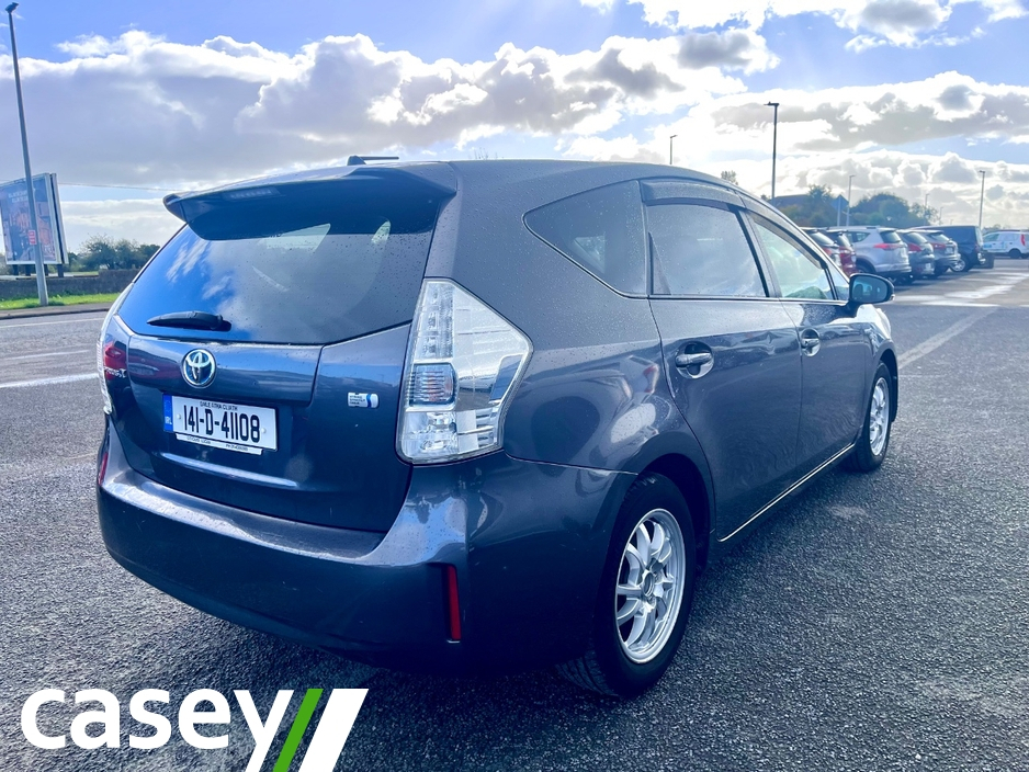 2014 Toyota Prius 1.8L Petrol Hybrid For Sale Images