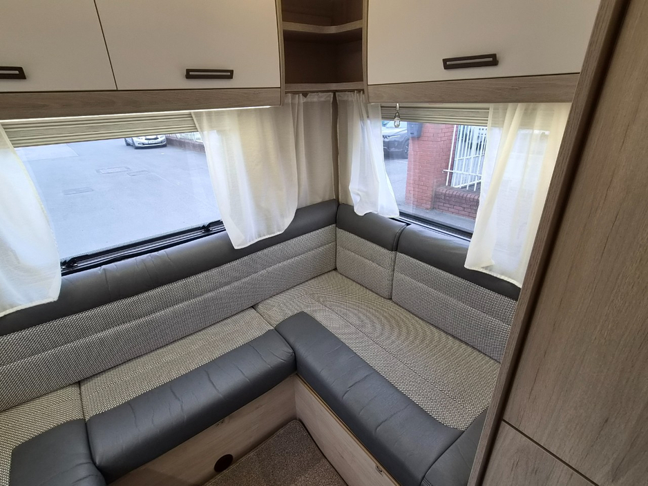 2022 Auto-Trail F-Line 2L Diesel For Sale Images