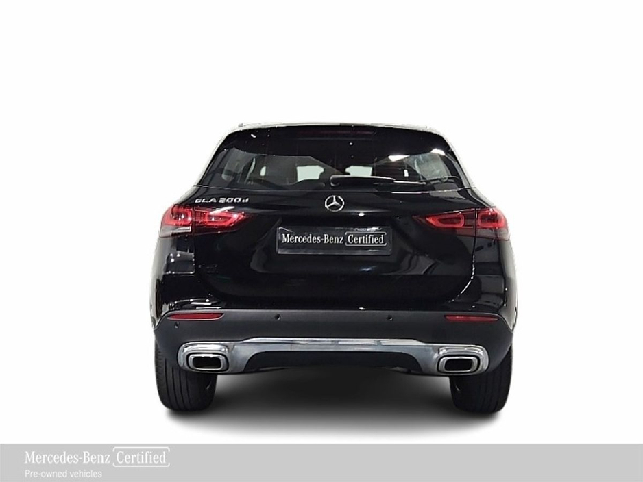 2022 Mercedes-Benz GLA Class 2L Diesel For Sale Images