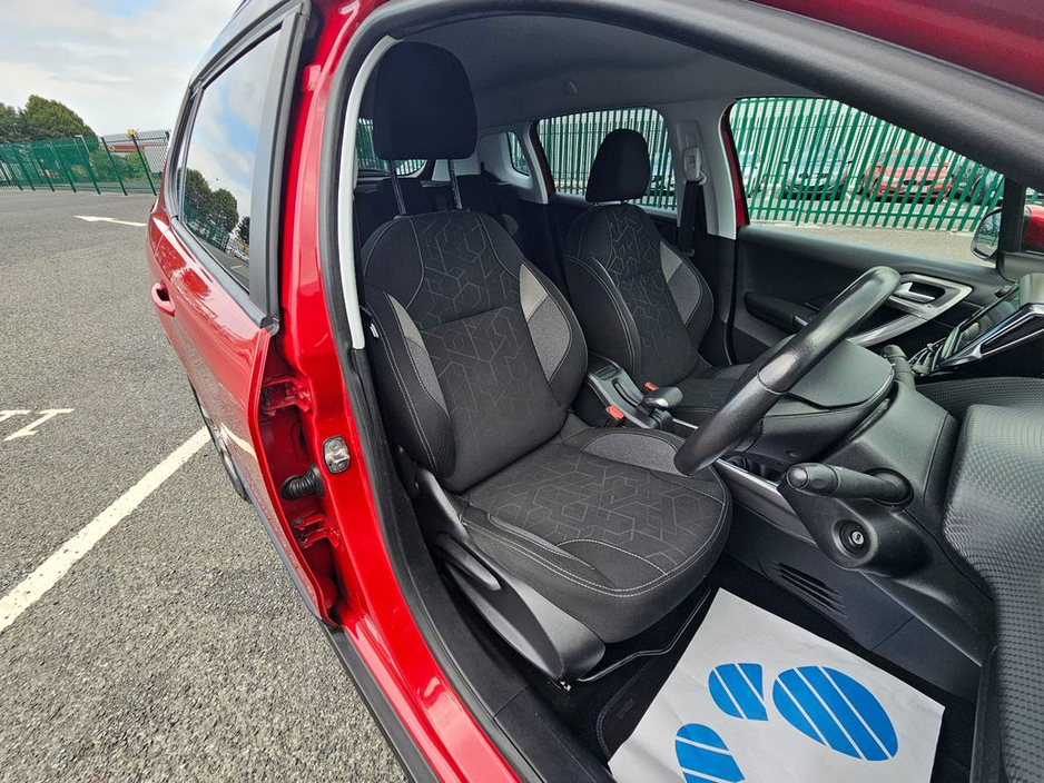 Peugeot 2008 1.2 PURETECH, ACTIVE MODEL, LOW MILEAGE, FINANCE, WARRANTY, 5 STAR REVIEWS — thumbnail 13