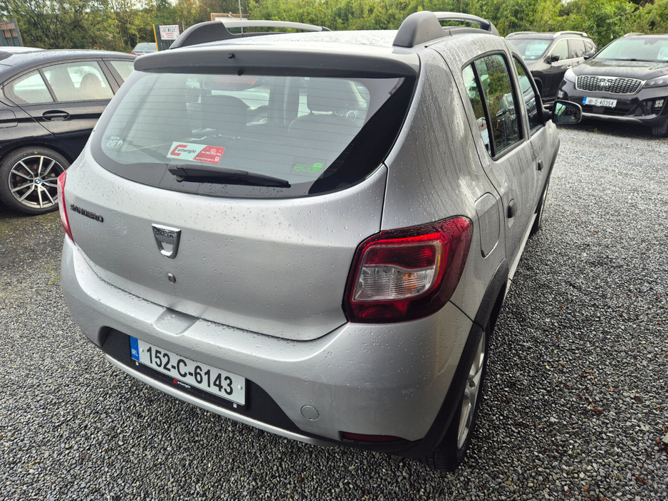2015 Dacia Sandero Stepway 1.5L Diesel For Sale Images