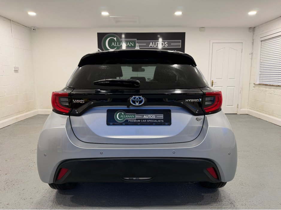 2022 Toyota Yaris 1.5L Hybrid For Sale Images