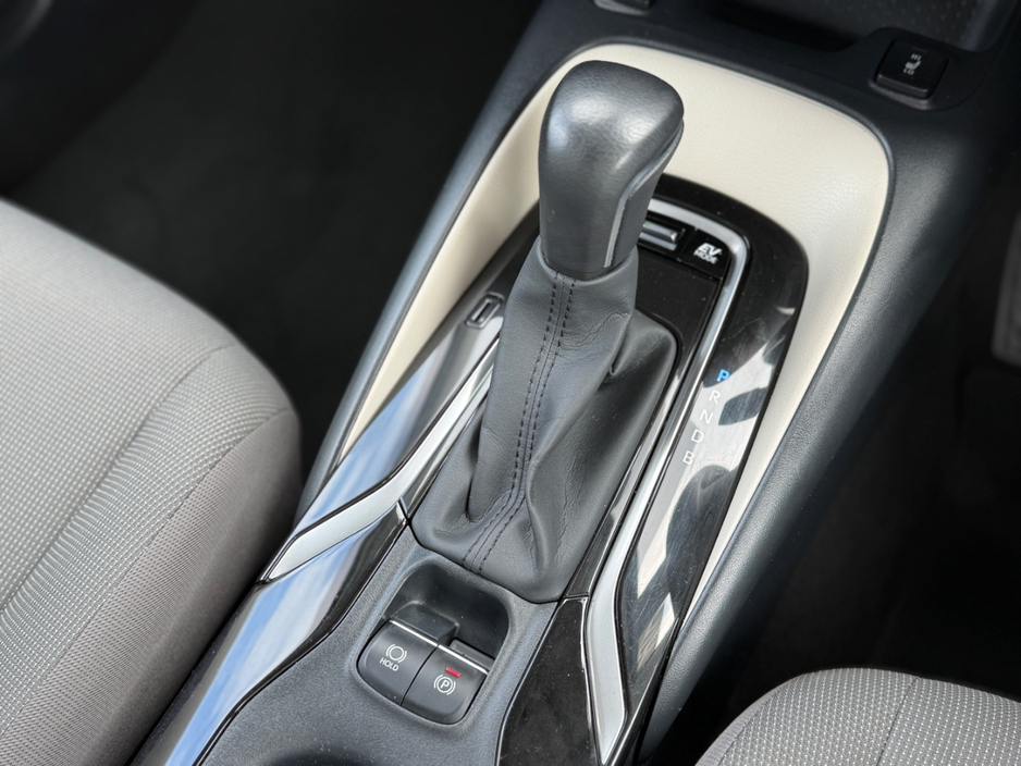 2022 Toyota Corolla 1.8L Petrol Hybrid For Sale Images