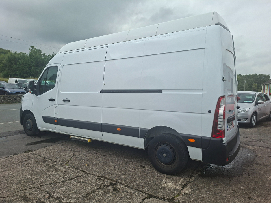 2021 Renault Master 2.3L Diesel For Sale Images