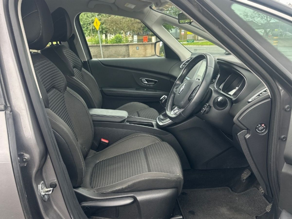 2020 Renault Grand Scenic 1.8L Diesel For Sale Images