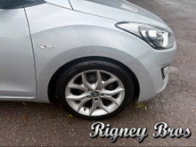 2015 Hyundai i30 1.6L Diesel For Sale Images
