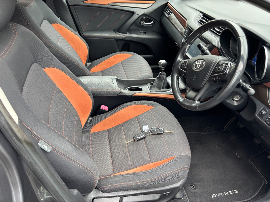 2016 Toyota Avensis 2L Diesel For Sale Images