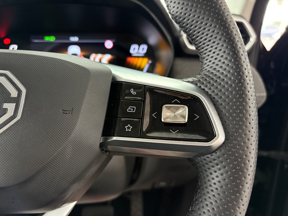 2025 MG ZS 1.5L Hybrid For Sale Images