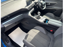 2022 Peugeot 3008 1.5L Diesel For Sale Images