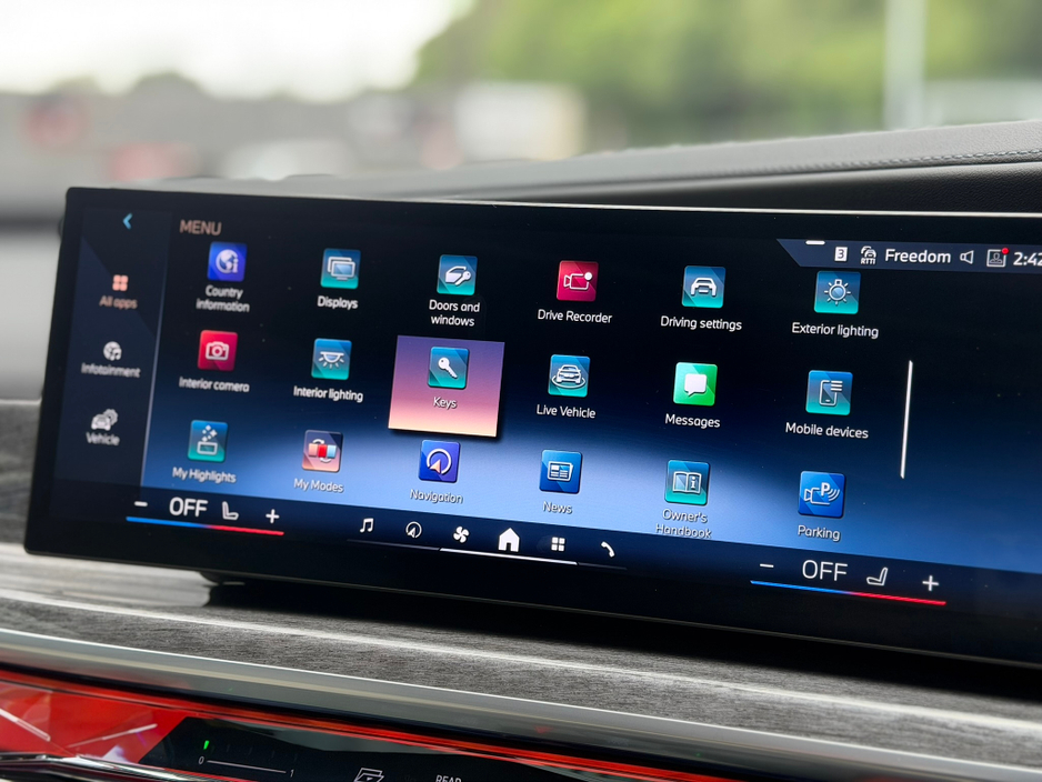 2025 BMW i7 0L Electric For Sale Images