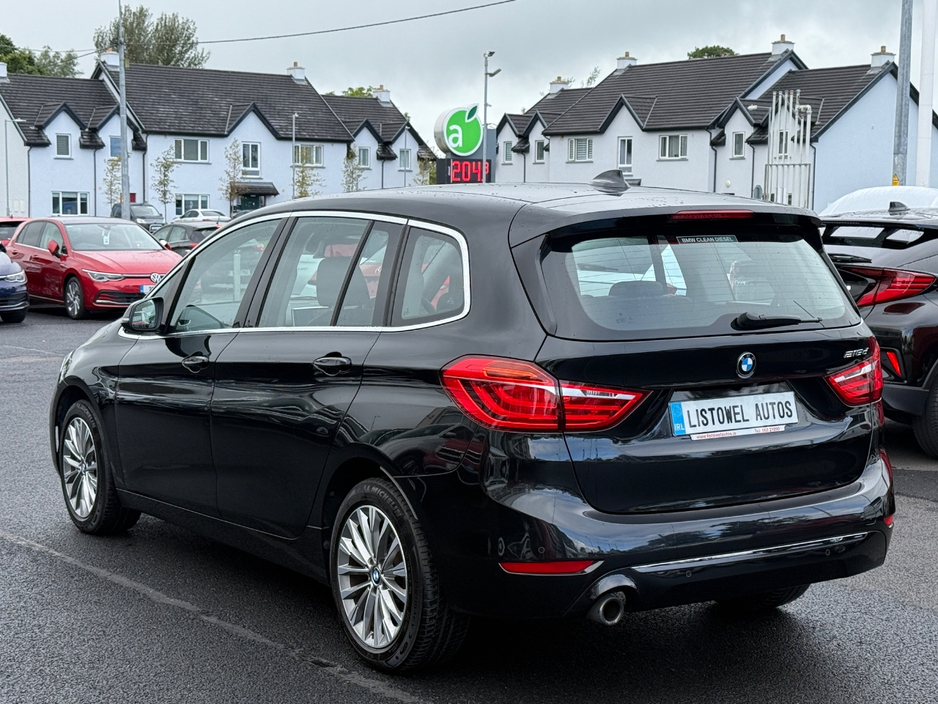 BMW 2 Series LUXURY 7 SEATS 150BHP AUTOMATIC *REAR VIEW CAMERA, 17 " ALLOYS, PARKING SENSORS FRONT & REAR, MEMORY SEATS, LEATHER UPHOLSTERY, 3 STAGE HEATED SEATS, POWERED BOOT LID, DUAL ZONE CLIMATE CONTROL* — thumbnail 7