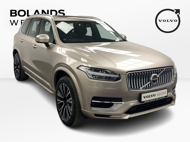 2023 VOLVO XC90 T8 PHEV 455hp Plus (Bright Theme)