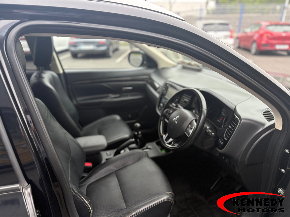 2016 Mitsubishi Outlander 2.3L Diesel For Sale Images
