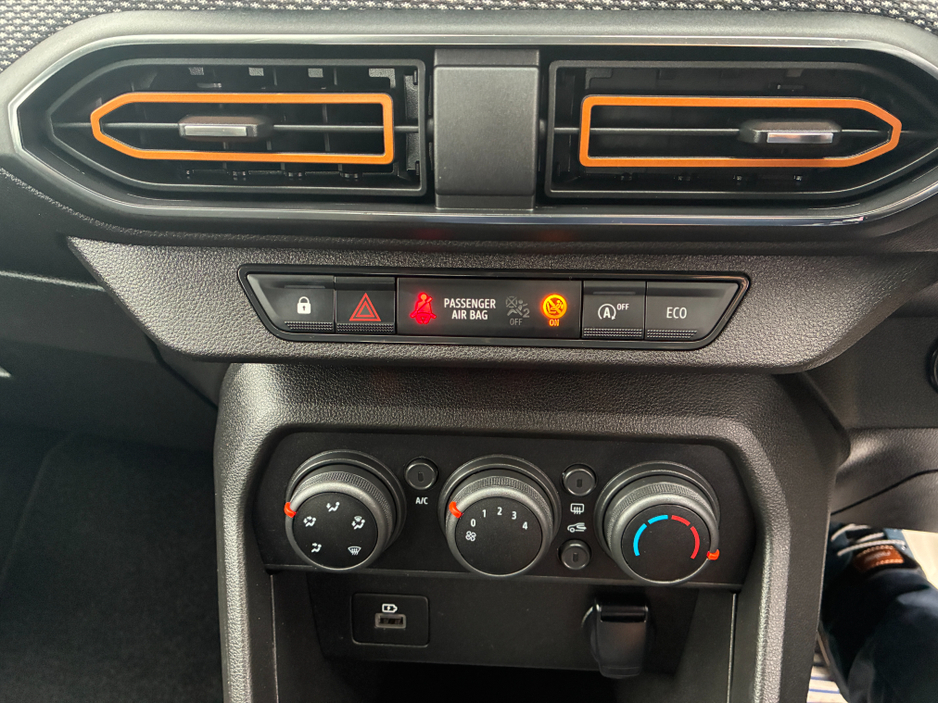 2022 Dacia Sandero 1L Bio gas For Sale Images