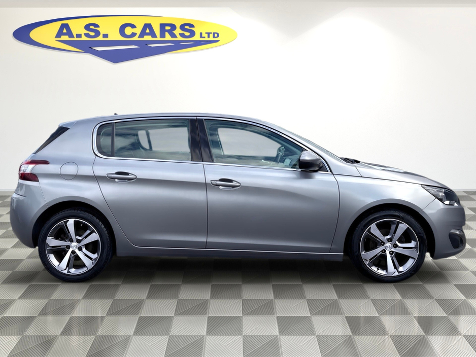 Peugeot 308 ALLURE 1.6 HDI ** TOP SPEC IRISH CAR ** — thumbnail 3