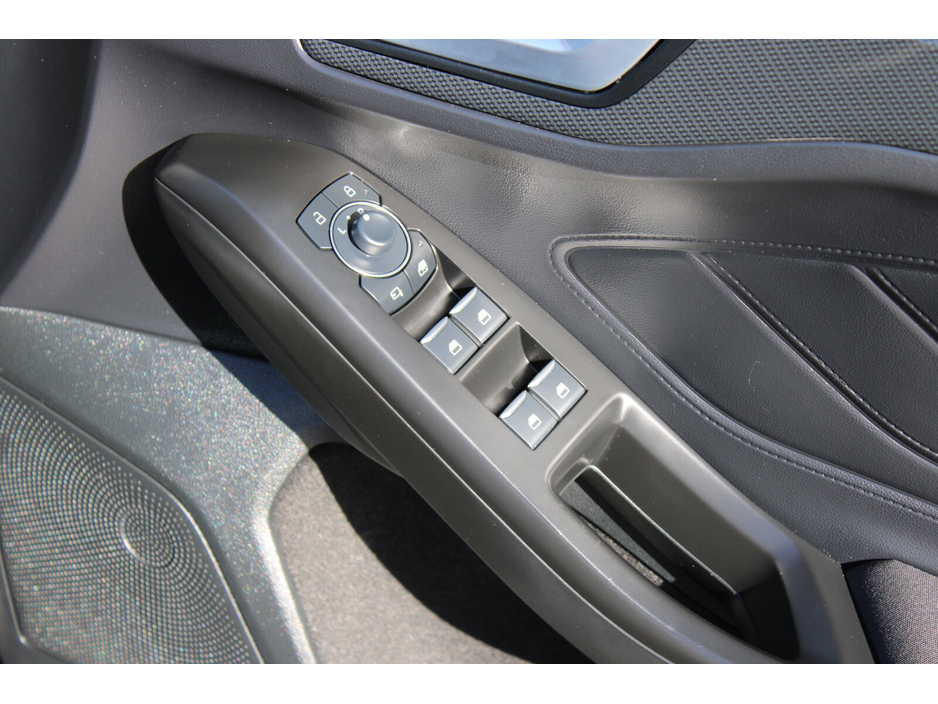 2024 Ford Focus 1.5L Diesel For Sale Images