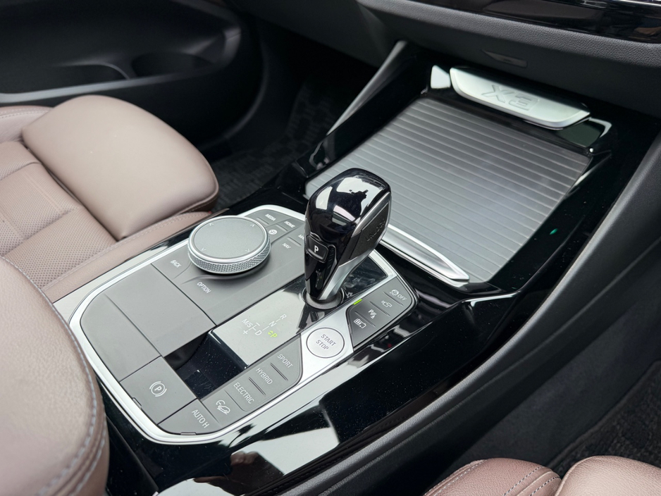 2022 BMW X3 2L Petrol Plug-in Hybrid For Sale Images