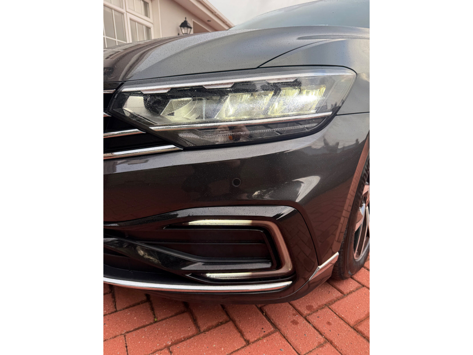 2022 Volkswagen Passat 1.4L Petrol Hybrid For Sale Images