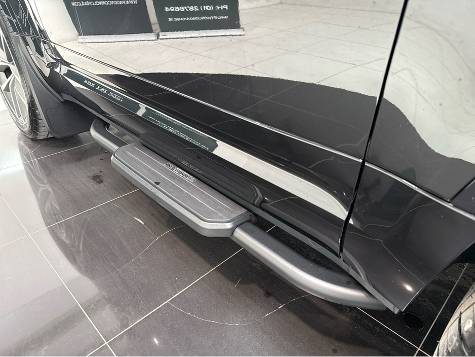 2026 Land Rover Defender 3L Diesel For Sale Images