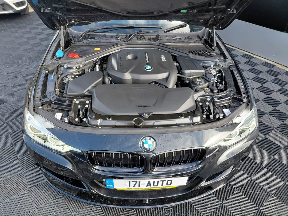 BMW 3 Series BMW 320i M-sport, 2.0 Petrol, loaded with spec — thumbnail 4