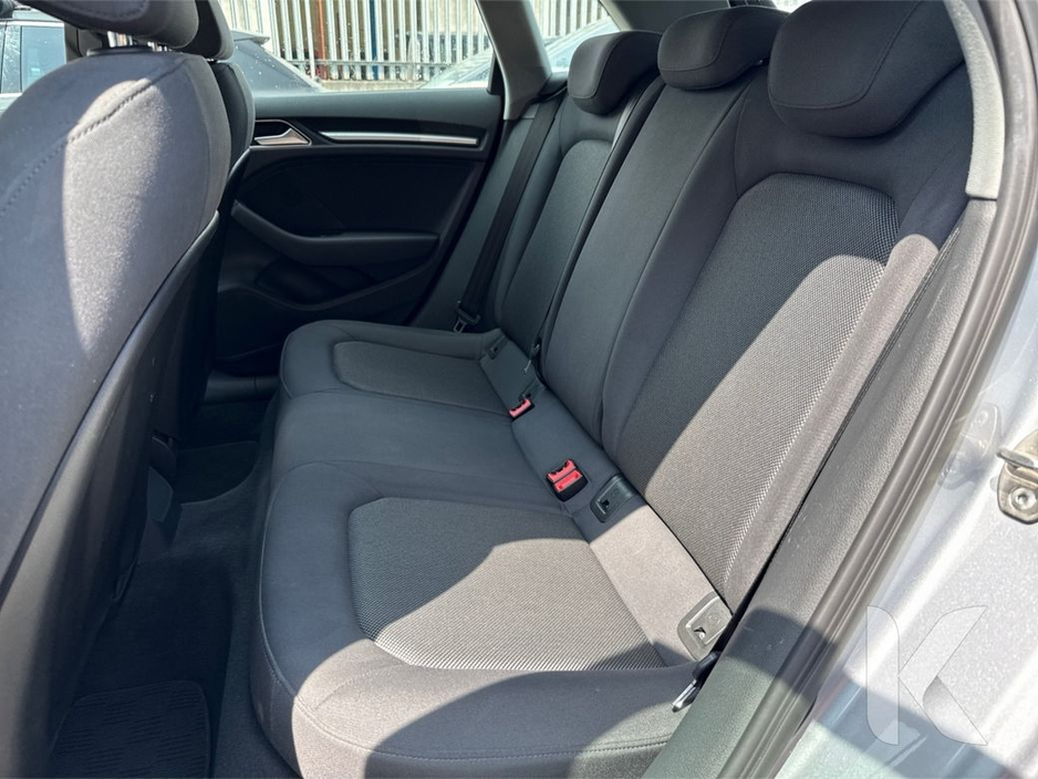 Audi A3 1.4 TFSI AUTOMATIC - FACTORY ALLOYS - CRUISE CONTROL - REAR CAMERA/PARKING RADAR - MULTI FUNCTION STEERING WHEEL — thumbnail 21