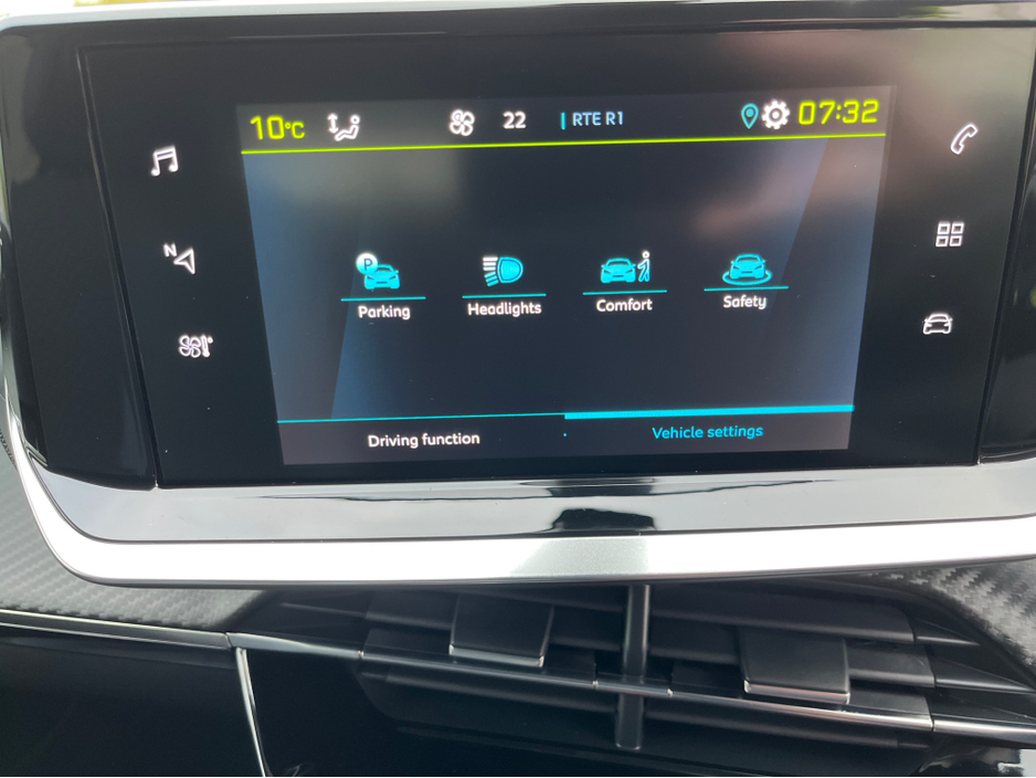 2021 Peugeot 2008 0L Electric For Sale Images