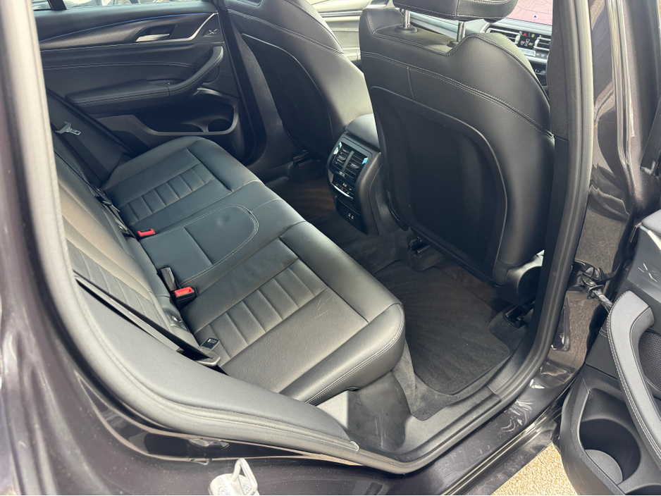 2022 BMW X3 2.0L Petrol Plug-in Hybrid For Sale Images