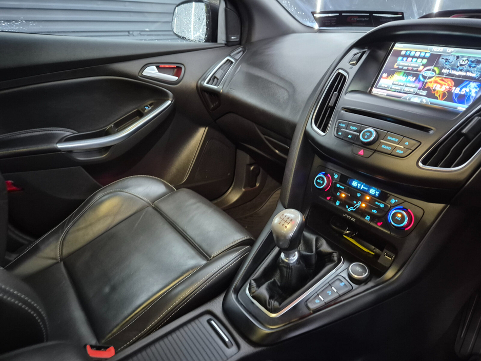 2015 Ford Focus 2L Diesel For Sale Images