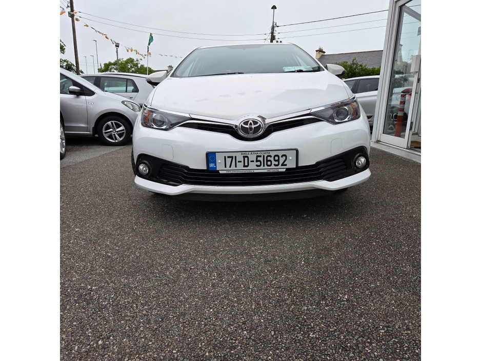 2017 Toyota Auris 1.2L Petrol For Sale Images