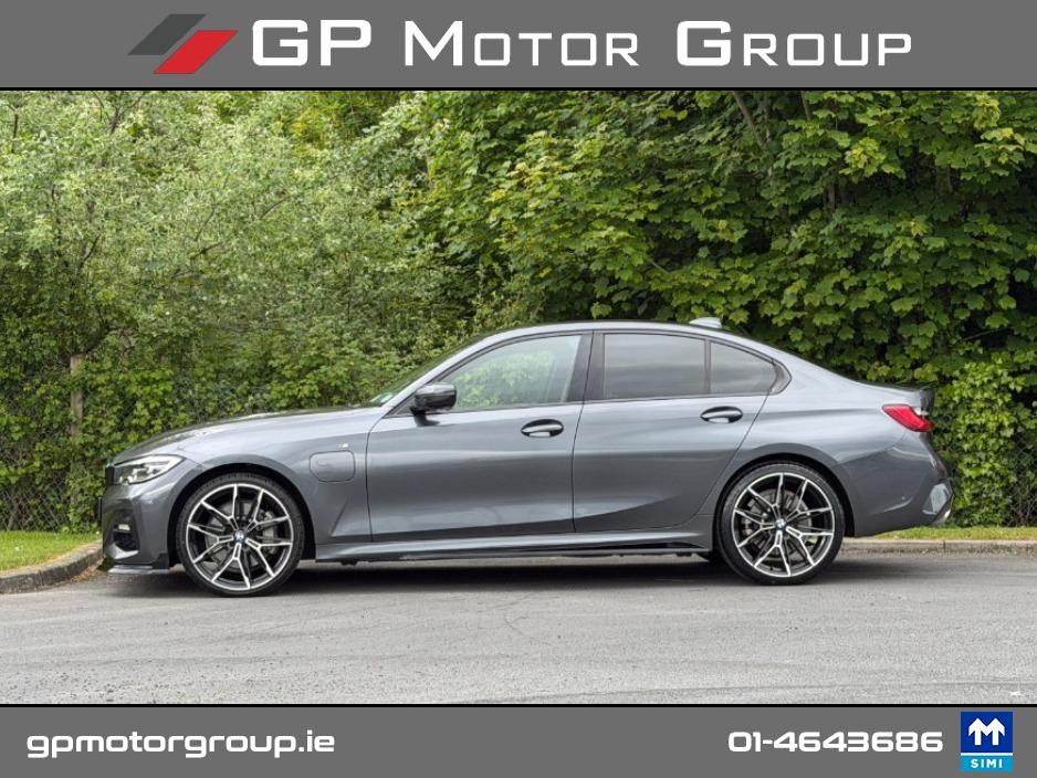 BMW 3 Series 330E M SPORT M PERFORMANCE *1 YEAR WARRANTY* — thumbnail 4