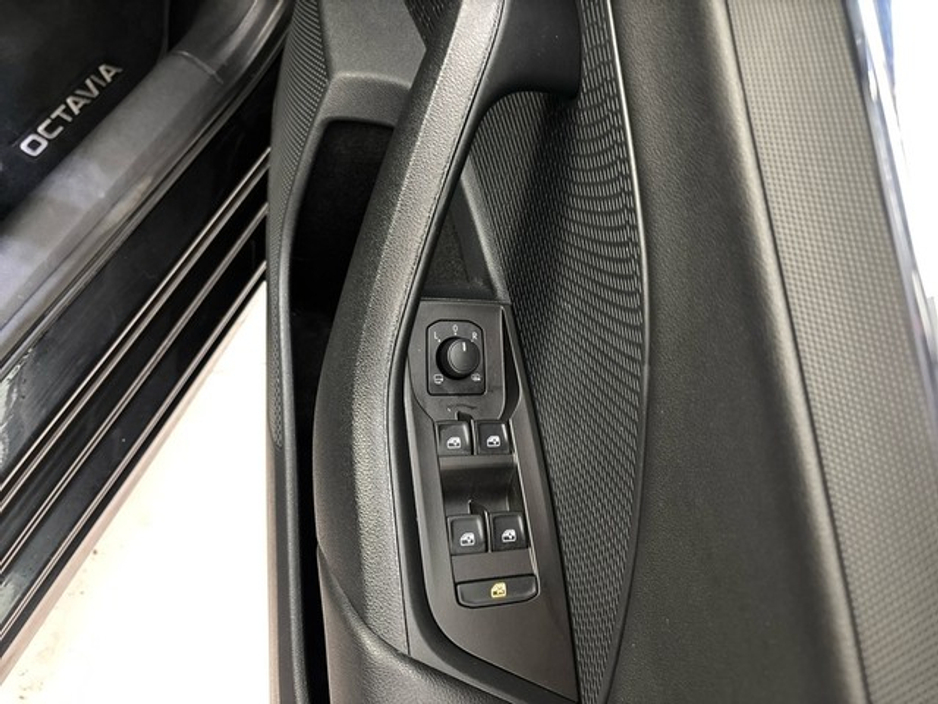 Skoda Octavia STYLE 1.0 TSI 110HP 5DR — thumbnail 12