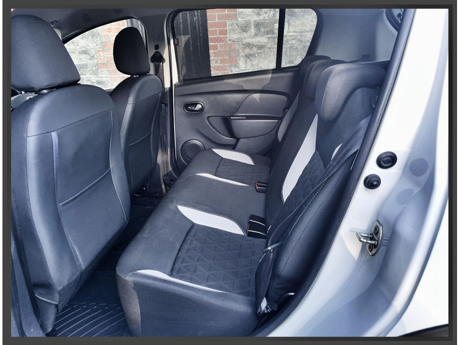 Dacia Sandero STEPWAY SIGNATURE 1.5 DCI 90 4 — thumbnail 19