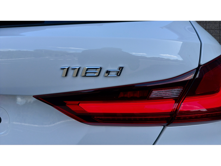 BMW 1 Series 118D MSPORT PRO AUTO *1YEAR WARRANTY* AS NEW-MUST SEE-HUGE SPEC — thumbnail 25