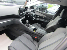 2021 Peugeot 5008 1.5L Diesel For Sale Images