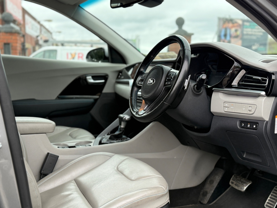 2021 Kia Niro 1.6L Petrol Plug-in Hybrid For Sale Images