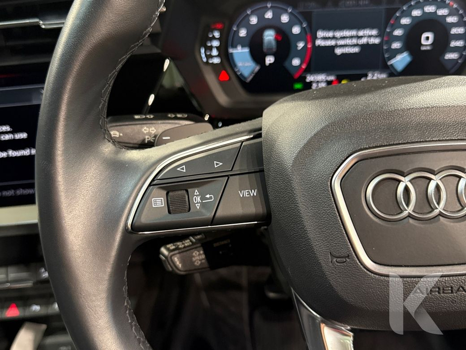 Audi A3 1.0 AUTOMATIC - FACTORY ALLOYS - DIGITAL SPEEDO - CRUISE CONTROL - MULTI FUNCTION STEERING WHEEL - CRUISE CONTROL - HEATED SEATS — thumbnail 18