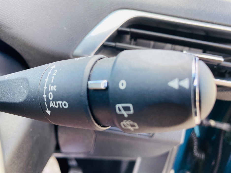 2021 Peugeot 5008 2L Diesel For Sale Images