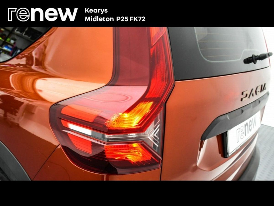 Dacia Jogger HEV 145 Extreme Auto — thumbnail 15