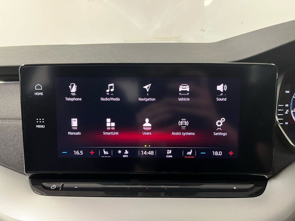 Skoda Octavia Style 1.0TSI 110BHP - Reversing Camera - Climate Control - Cruise Control - Heated Seats - Keyless Start - Apple CarPlay/Android Auto — thumbnail 17