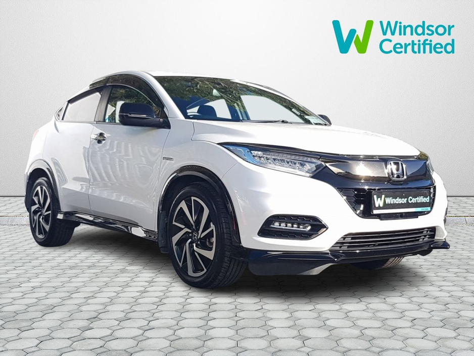 Honda Vezel RS HYBRID 1.5 AUTOMATIC