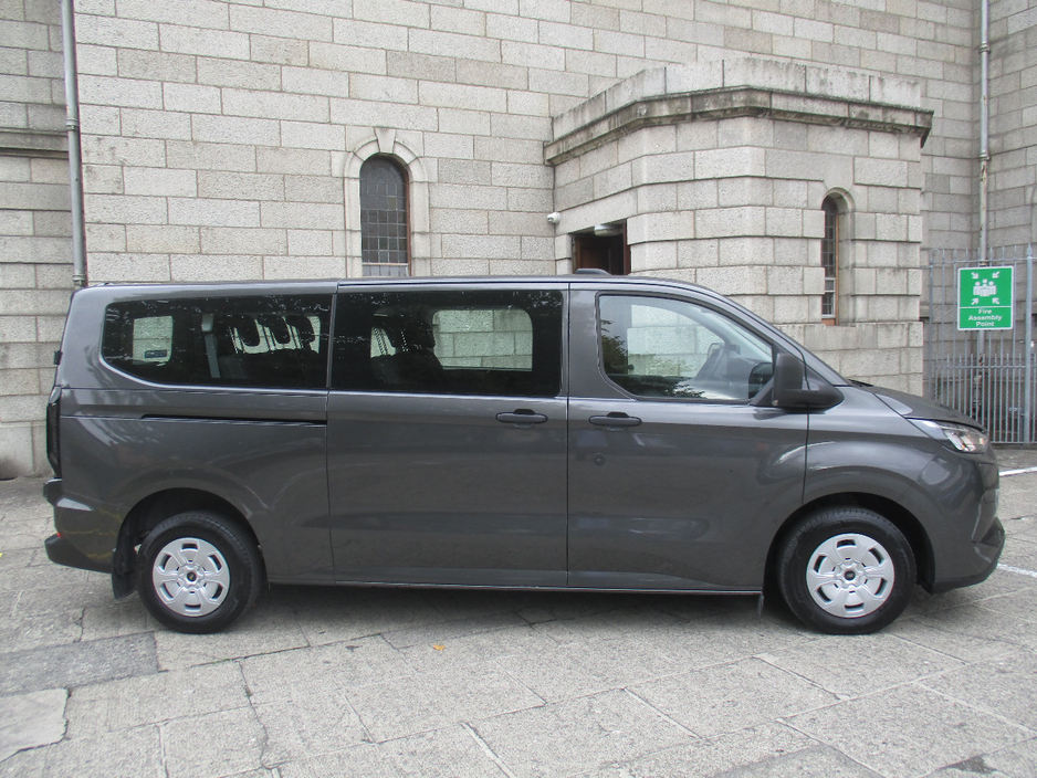 2026 Ford Transit Custom 2.5L Petrol Plug-in Hybrid For Sale Images