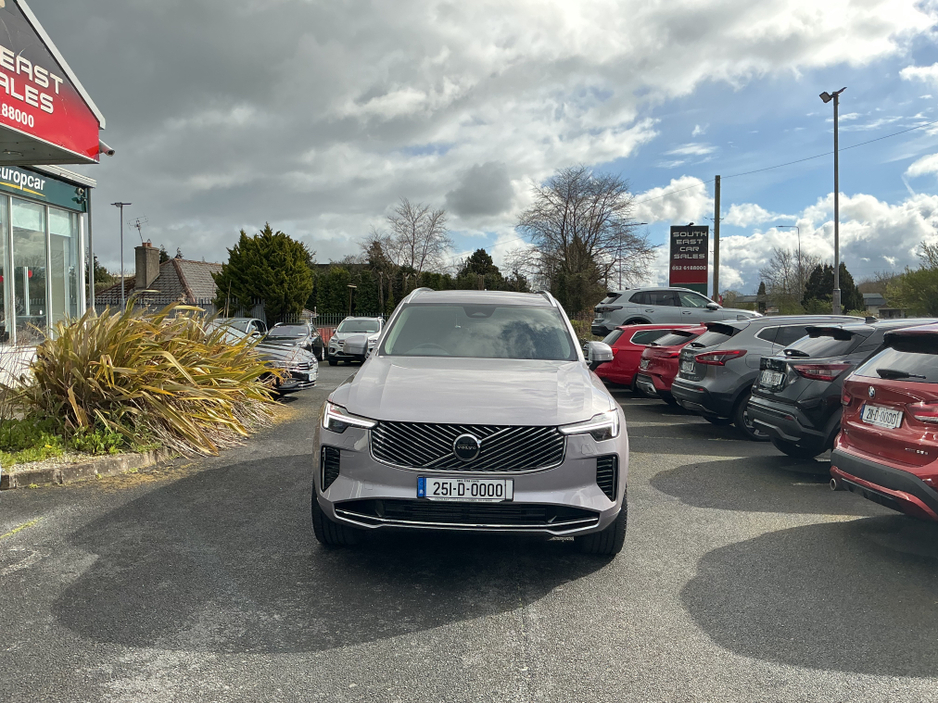 2025 Volvo XC90 2L Hybrid For Sale Images