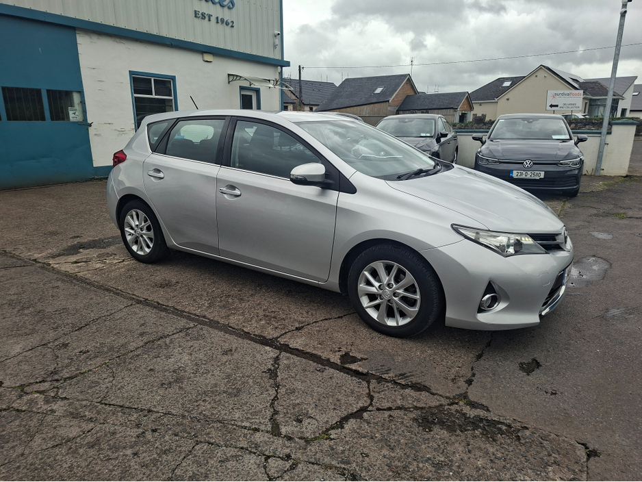 2014 Toyota Auris 1.4L Diesel For Sale Images