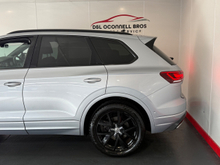 2019 Volkswagen Touareg 3L Diesel For Sale Images
