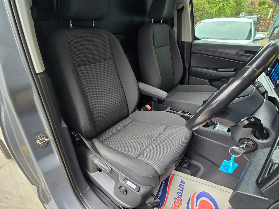 2021 Volkswagen Caddy 2.0L Diesel For Sale Images