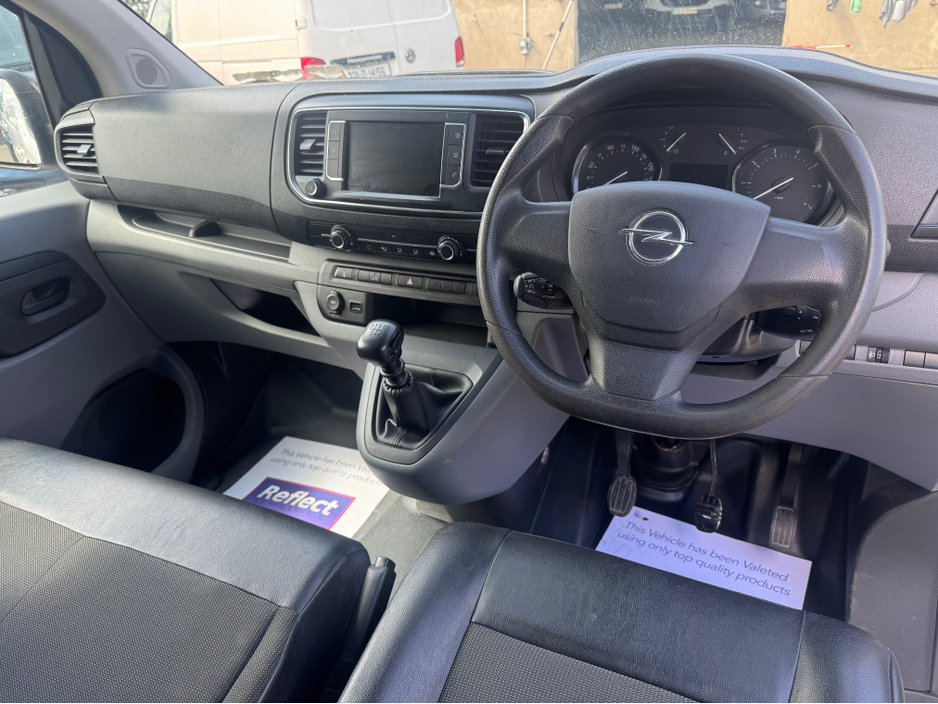2022 Opel Vivaro 1.5L Diesel For Sale Images