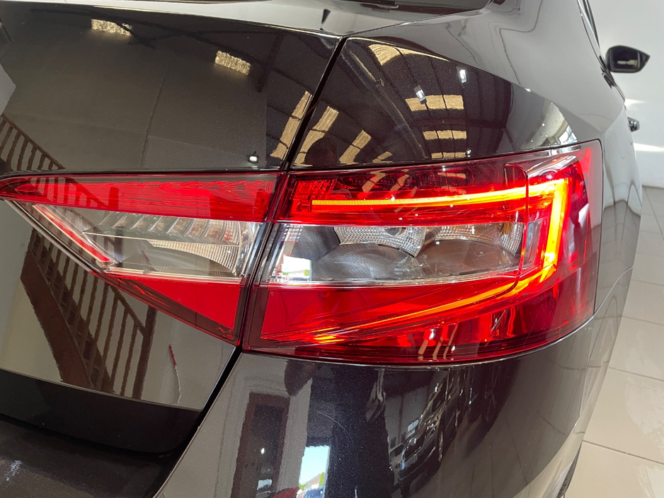 2022 Skoda Superb 2L Diesel For Sale Images