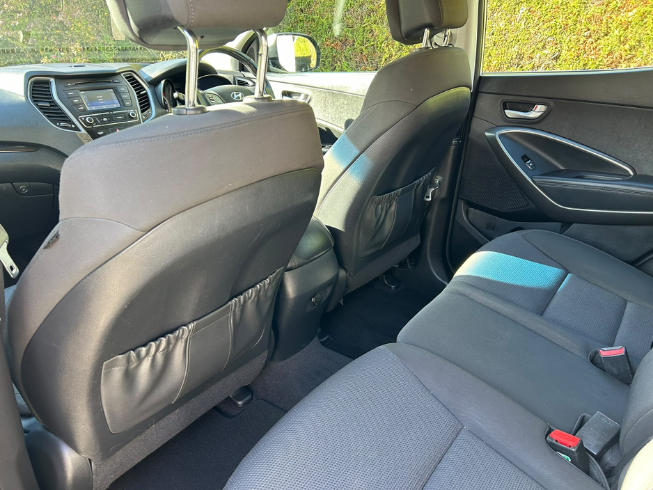 2017 Hyundai Santa Fe 2.2L Diesel For Sale Images